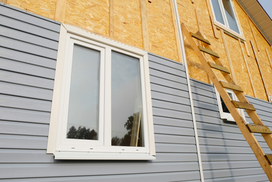 Remplacement du revêtement extérieur en bois d'une maison